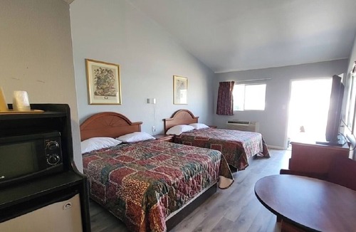 St. Johns Hotel | Welcome Inn and Suites