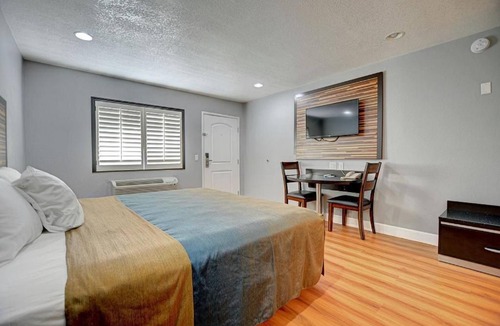 Colton Hotel | Welcome Inn