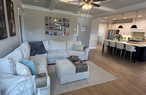 Evans House | Welcome Masters Golf Guests