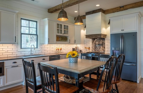 Lake Toxaway House | Welcome to A Little Bit O' Heaven!