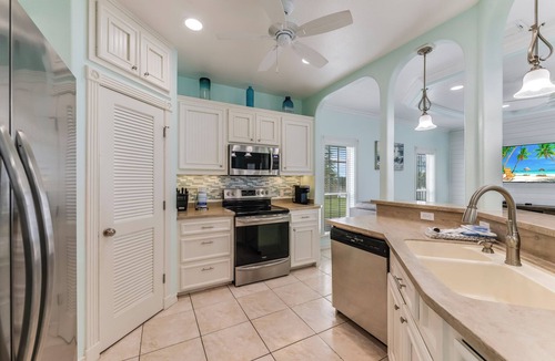 Port Aransas House | Welcome to a stunning vacation rental centrally located between Port Aransas & C