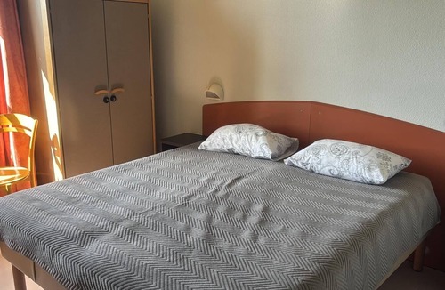 Gourdon Hotel | Welcome to Auberge les Clarisses with its relaxation area, communal kitchen