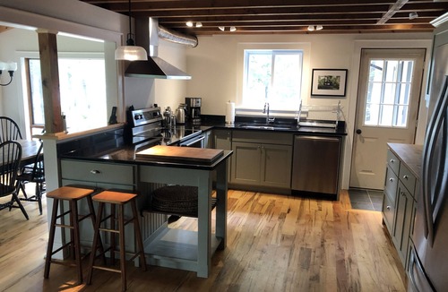North Frontenac Cottage | Welcome to Big Gull Lake and Moon Dance Rock Cottage!