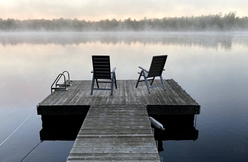 North Frontenac Cottage | Welcome to Big Gull Lake and Moon Dance Rock Cottage!