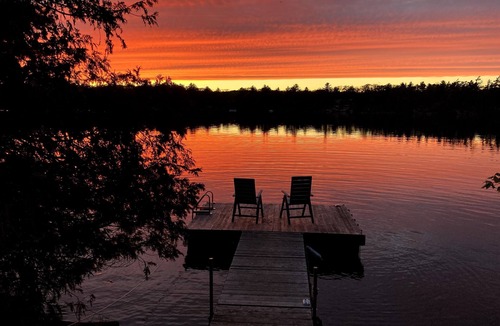 North Frontenac Cottage | Welcome to Big Gull Lake and Moon Dance Rock Cottage!
