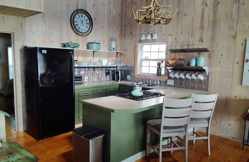 Calion House | Welcome to Blue Haven Hideaway on beautiful Calion Lake