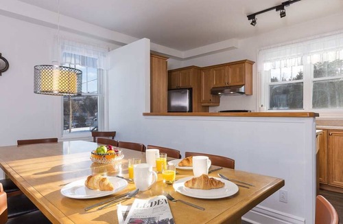 Saint Aime Des Lacs House | Welcome to the presbytery of St-Aimé des Lacs in C