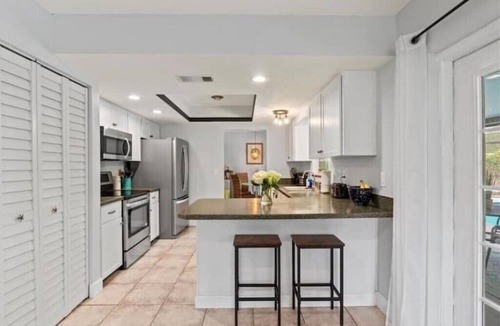 Sarasota Springs House | Welcome to "Casa Amarilla"nn