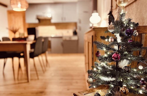 Goldiwil Apartment | Welcome to Chalet Lake & Mountain View