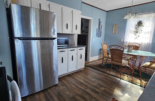 Douglas House | Welcome to Chase Cottage!