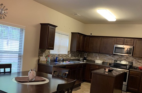 Hampton House | Welcome To Comfort