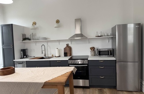 Lawrenceburg Apartment | Welcome to East High - A Charmingly Modern Stay in Lawrenceburg