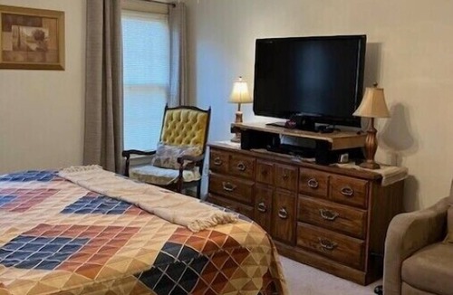 Laurel House | Welcome to "Everything Excellent"