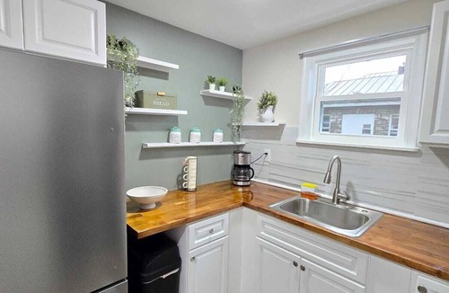 Laureldale Cottage | Welcome to Gio's casita!