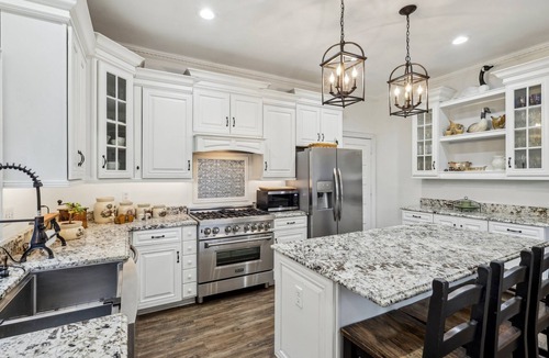 Ligonier House | Welcome to Grand Victorian on Main!