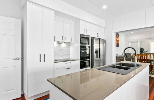 Point Vernon House | Welcome to K' Gari Dreaming