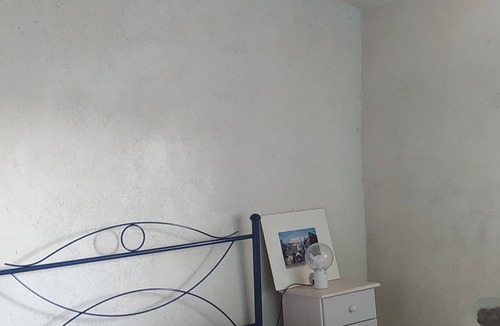 Rouffiac-d'Aude Apartment | Welcome to l'atelier, a comfortable loft equipped for a pleasant stay.