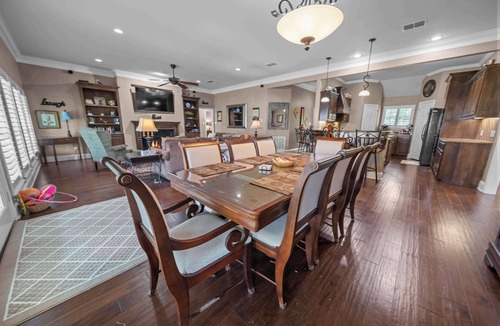 Berryville House | Welcome to Lake Blessing 2026
