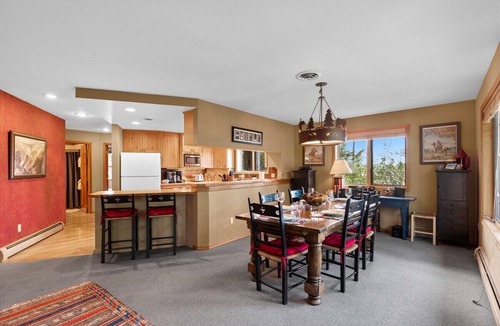 Whitefish Condo | Welcome to Mountain Harbor Lakeview Cottage, #137