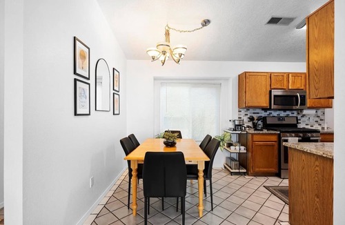 Taylor Ranch House | Welcome to Mountain View Escape - No house guests without prior approval from host.