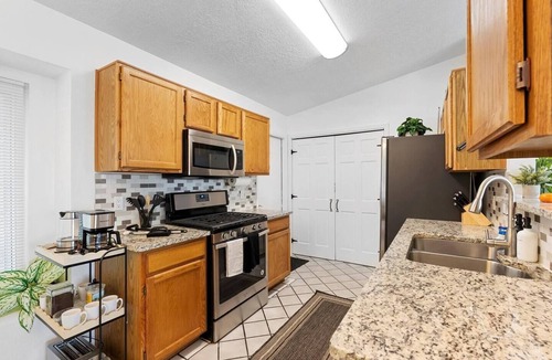 Taylor Ranch House | Welcome to Mountain View Escape - No house guests without prior approval from host.