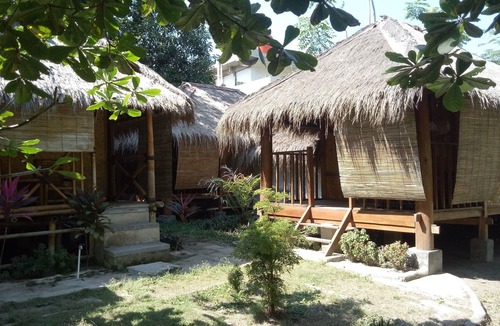 Kuta House | Welcome to Our Bungalows In Kuta Lombok LR 13