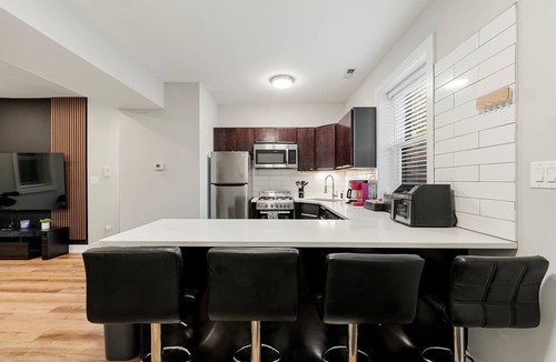 Heart of Chicago Apartment | Welcome to our Charming 2BD 2BA Pilsen Apartment