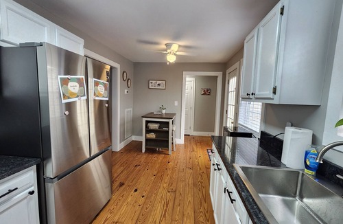 Sweetwater House | Welcome to our cozy Price Street cottage in the sweetest town in East, TN.