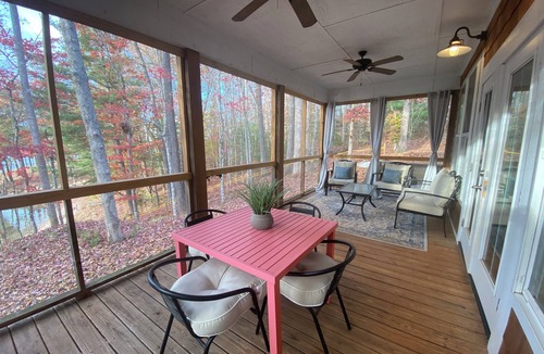 Six Mile Cottage | Welcome to our Lake Keowee Cottage Retreat in Six Mile! Escape to the tranquil beauty of Lake Keo.