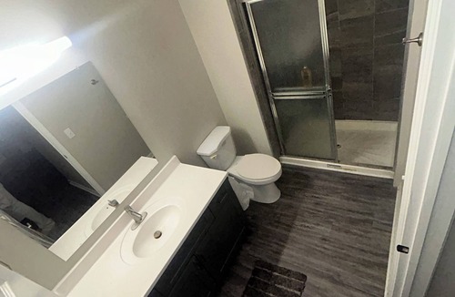 Towson Apartment | Welcome to our luxury space ! Nestled in the vibrant heart of the city.