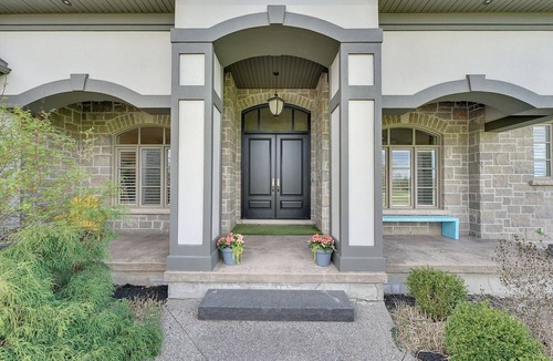 Rosemount House | Welcome to paradise in Cambridge Ontario!