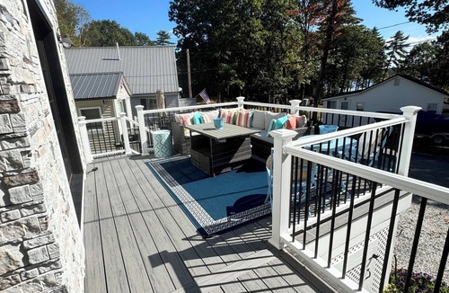 Lochmere House | Welcome to Sandy Feet Retreat on Lake Winnisquam!