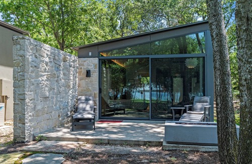 Malakoff Cottage | Welcome to The Cardinal Cottage at Sunrise Point
