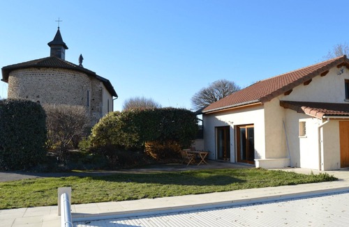 La Cote-Saint-Andre House | Welcome to the" Domaine des étoiles" Enjoy a moment of escape and fun!
