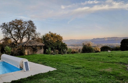 La Cote-Saint-Andre House | Welcome to the" Domaine des étoiles" Enjoy a moment of escape and fun!