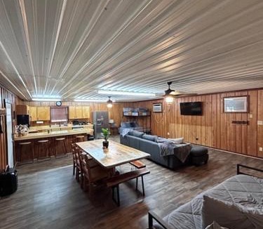 Kildare House | Welcome to the Junction Cabin!