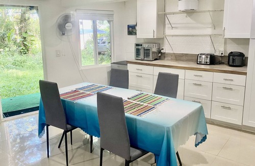 Keaau Apartment | Welcome to the Jungle II