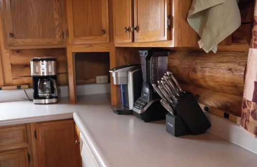 Deerwood Cabin | Welcome to the Log Cabin.