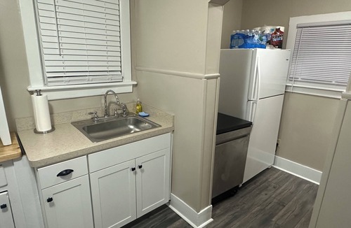 Akron House | Welcome to The Perazim!