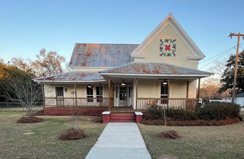 Metter House | Welcome to The Quilt Haven!