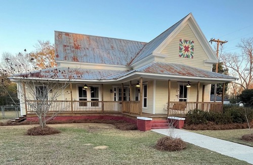 Metter House | Welcome to The Quilt Haven!