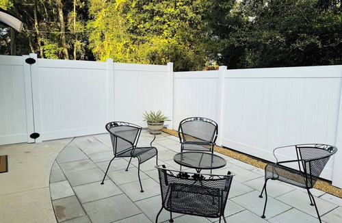 High Springs Apartment | Welcome to the Spring Dream