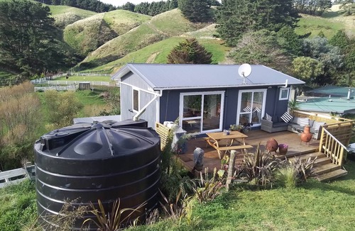 Tawa Cabin | Welcome to The Stables