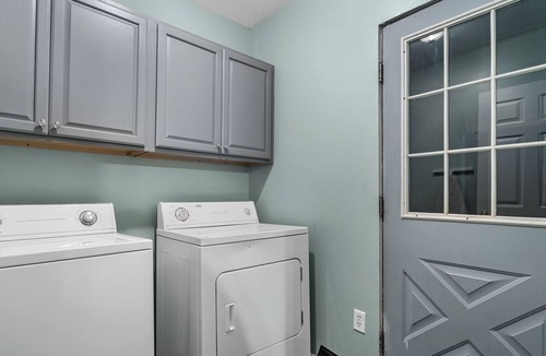 Xenia House | Welcome to the Union gallery