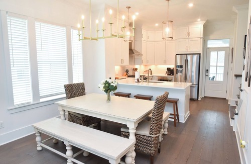 Cape Charles House | Welcome to the Whale house.