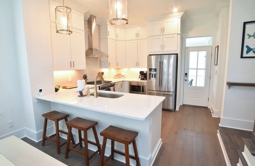 Cape Charles House | Welcome to the Whale house.