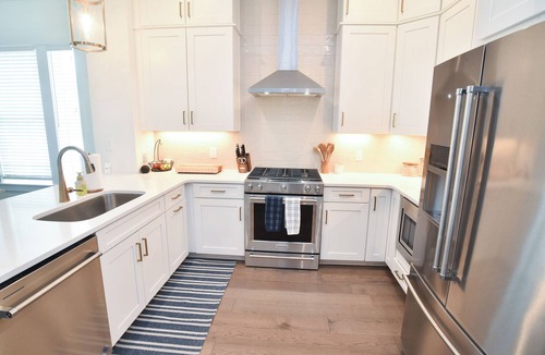 Cape Charles House | Welcome to the Whale house.