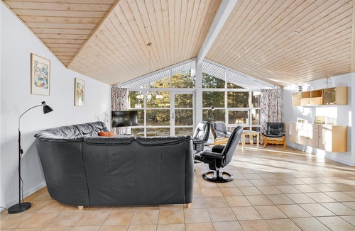 Rømø Kirkeby House | Welcome to this beautiful cottage, designed with care by its owner.