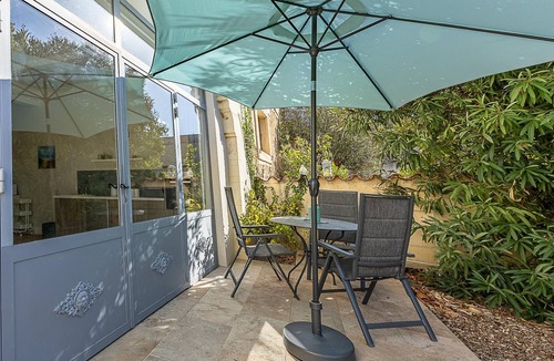 Laurens Apartment | Welcome to this cozy and modern studio apartment in a quiet location.