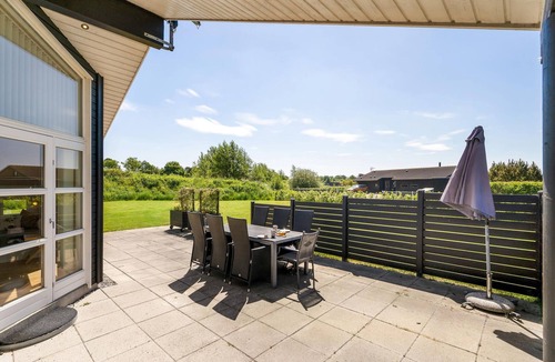 Haslevgarde House | Welcome to this inviting vacation home near Øster Hurup Strand.